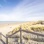 In Near Sandy Beaches Apartamento