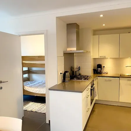 In Near Sandy Beaches アパート