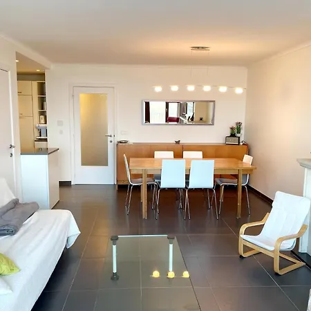 In Near Sandy Beaches Lägenhet *